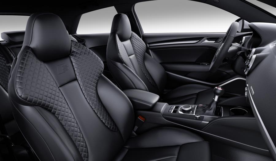 Интерьер Audi S3 (8V) 2016 года  (WW) (фото 9 из 18)